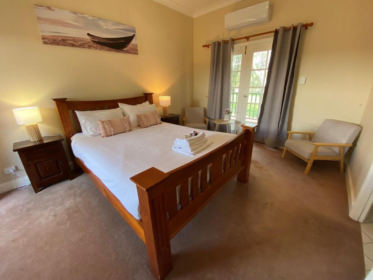 Settlers House 4* York