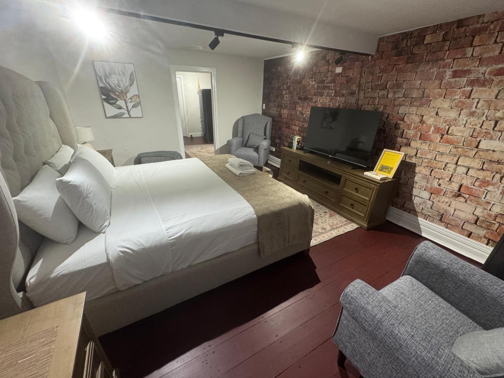 Hotel Settlers House