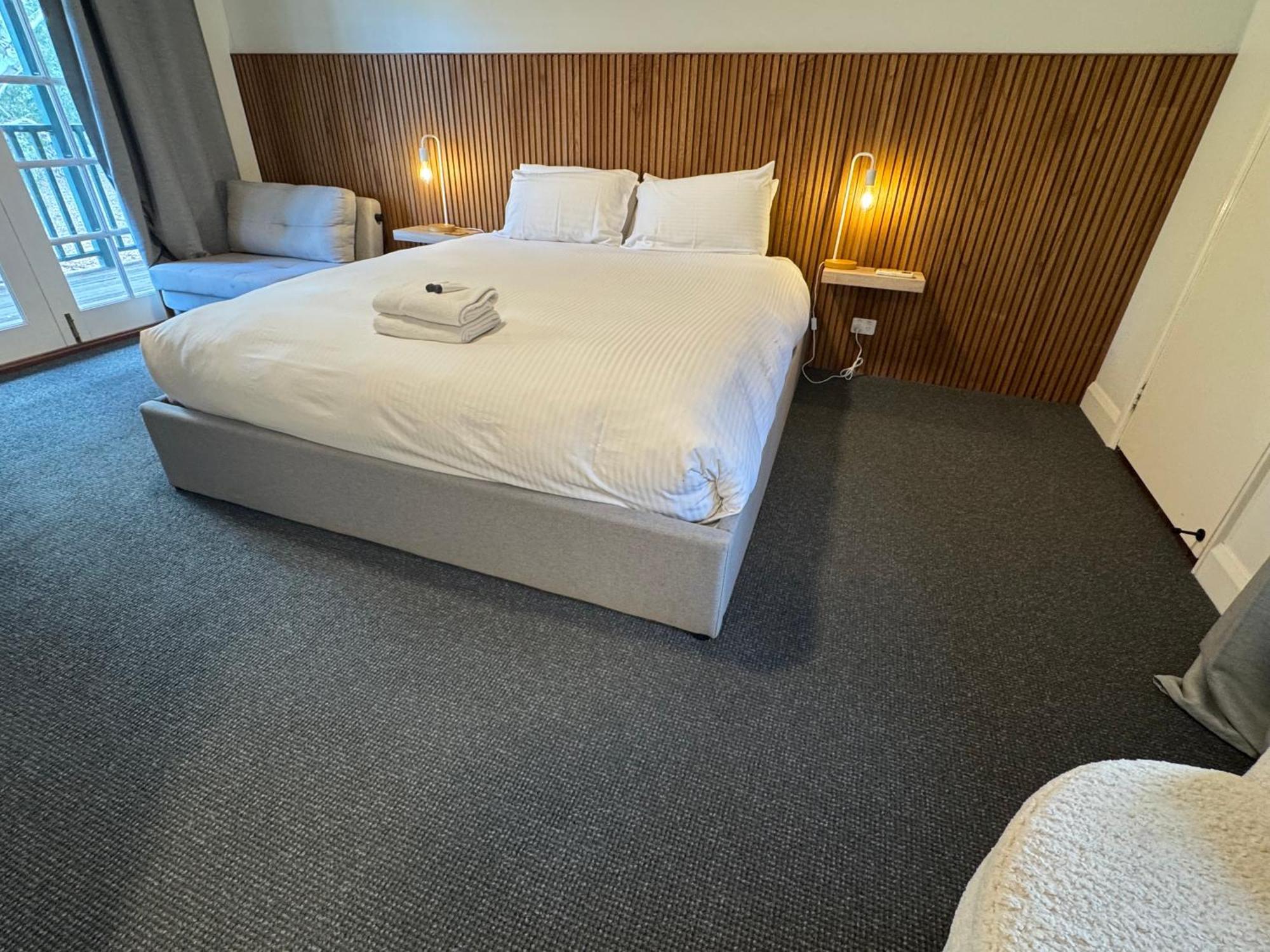 Hotel Settlers House 4*